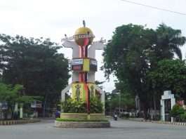 Tugu Jam Kota Poso